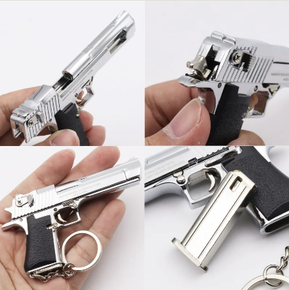 1:3 High Quality Metal Model Desert Eagle Keychain Toy Gun Miniature Alloy Pistol Collection Toy Gift Pendant